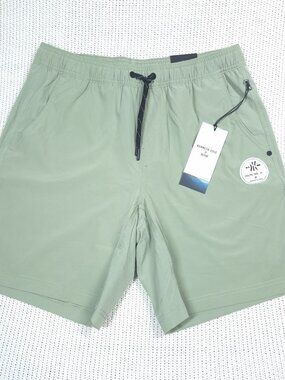 Kenneth Cole Tech Running Shorts Compression Liner Mens Sz. L Seagrass Stretch